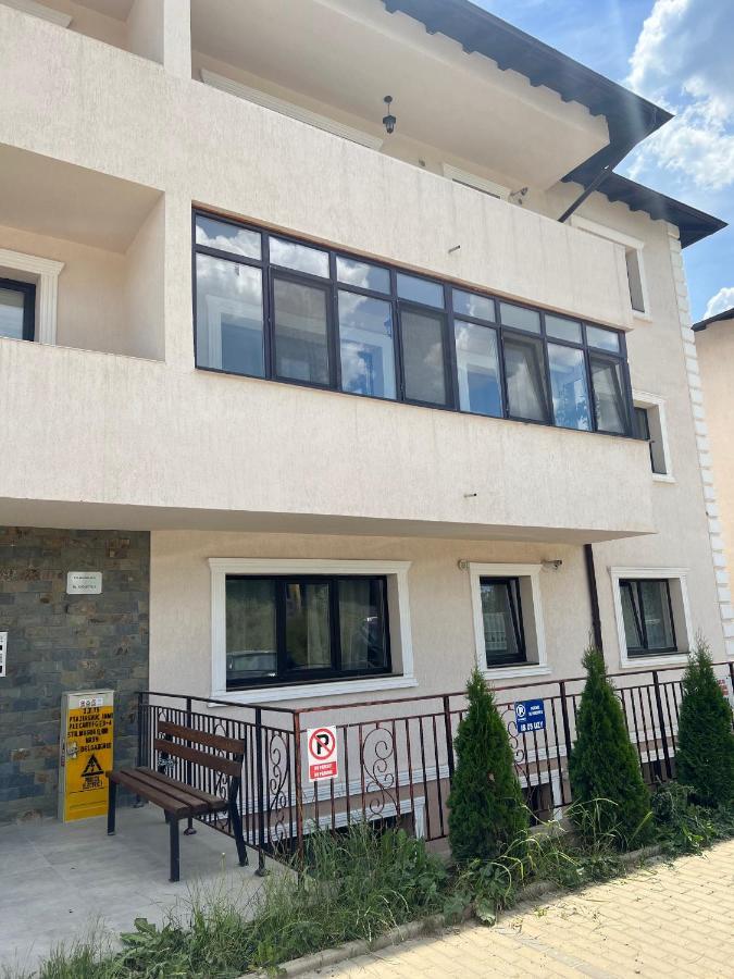 Ella Doo Apartament - 15 Min De Palas Hlincea Екстер'єр фото